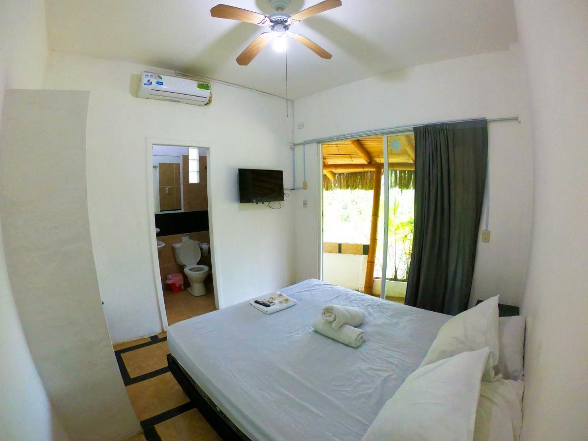 Kiwi Suites Hostel Montañita Eksteriør billede