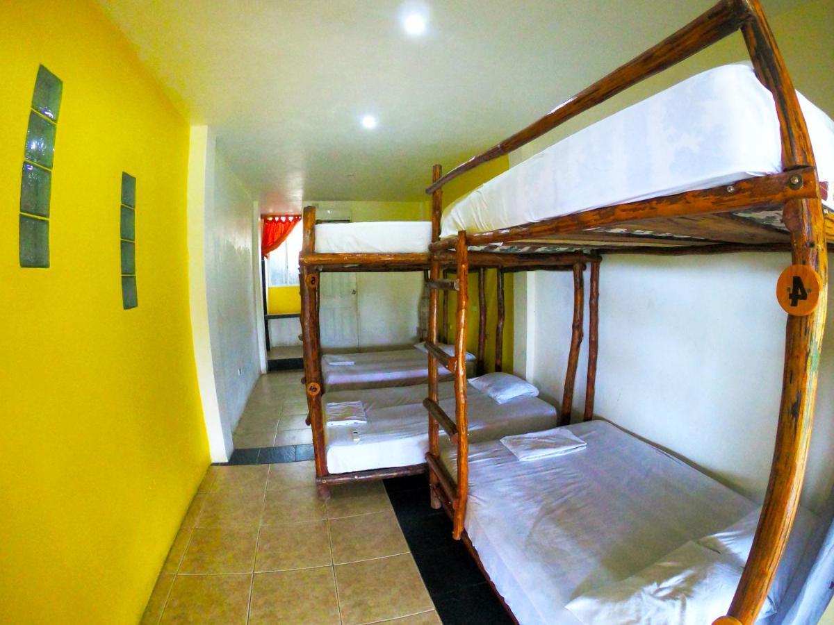 Kiwi Suites Hostel Montañita Eksteriør billede