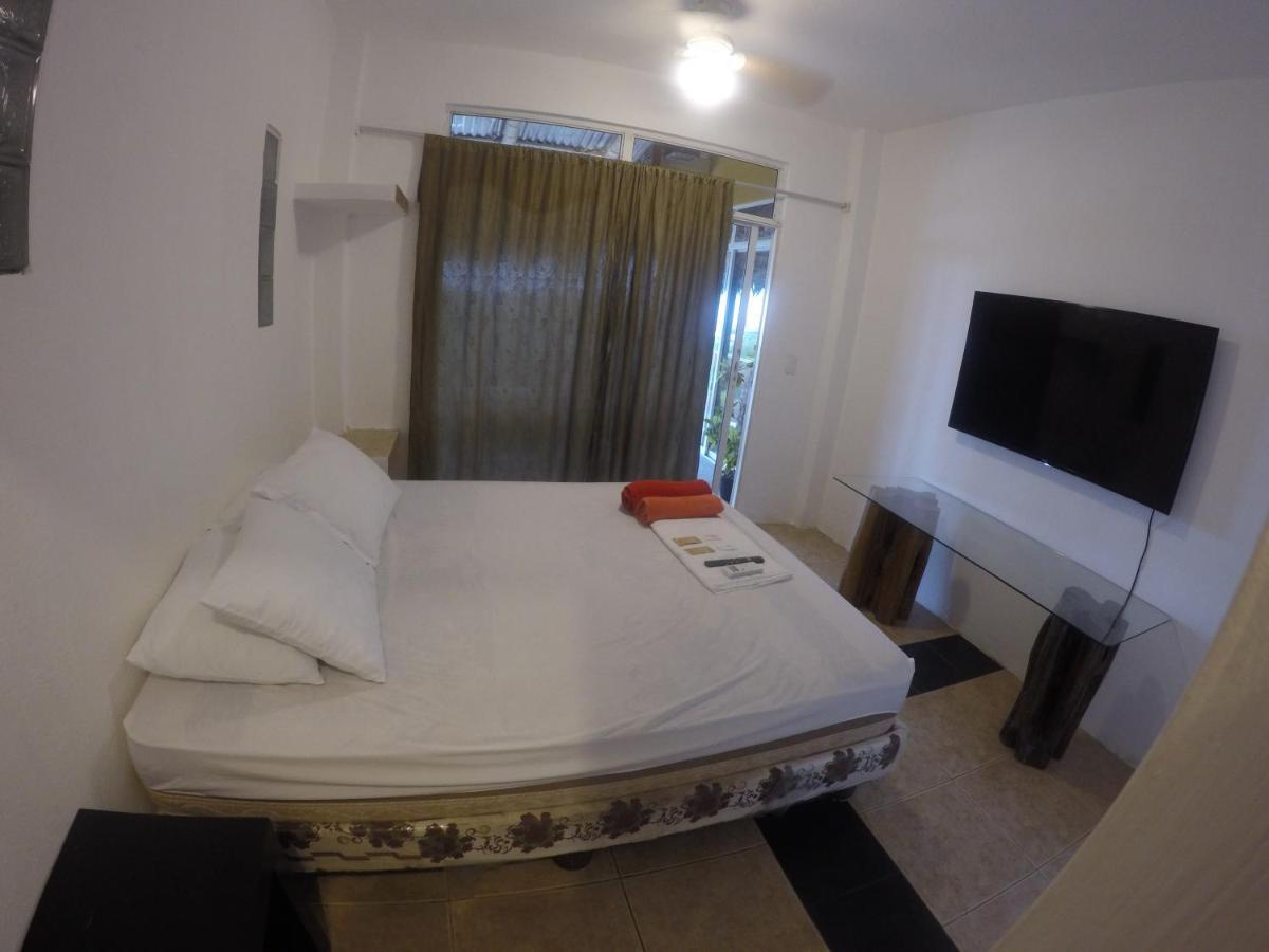 Kiwi Suites Hostel Montañita Eksteriør billede