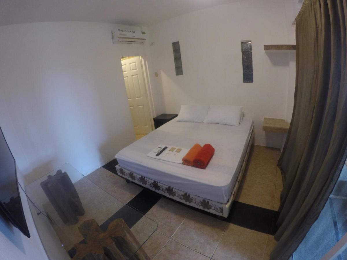 Kiwi Suites Hostel Montañita Eksteriør billede