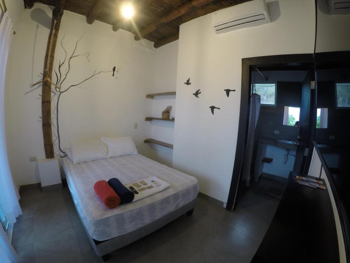 Kiwi Suites Hostel Montañita Eksteriør billede